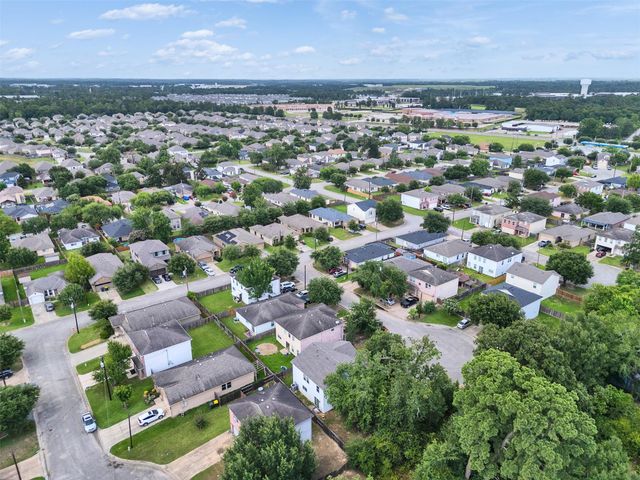 501 Pine Cluster Court, Conroe, TX 77301