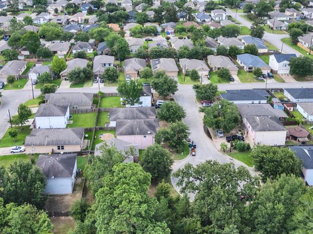 501 Pine Cluster Court, Conroe, TX 77301