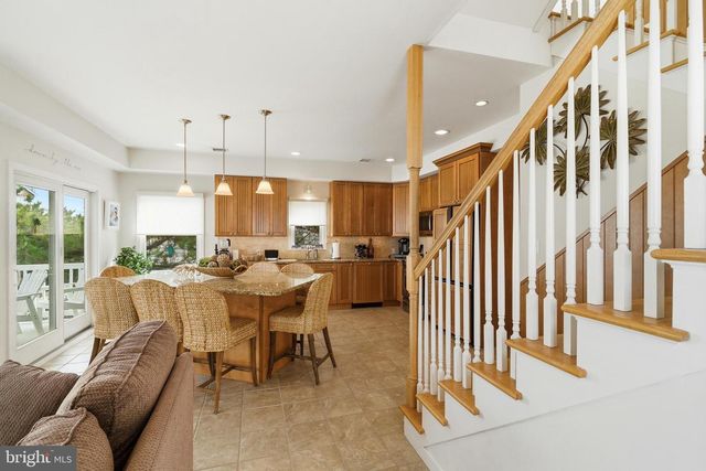130 E PENNSYLVANIA, Long Beach Township, NJ 08008