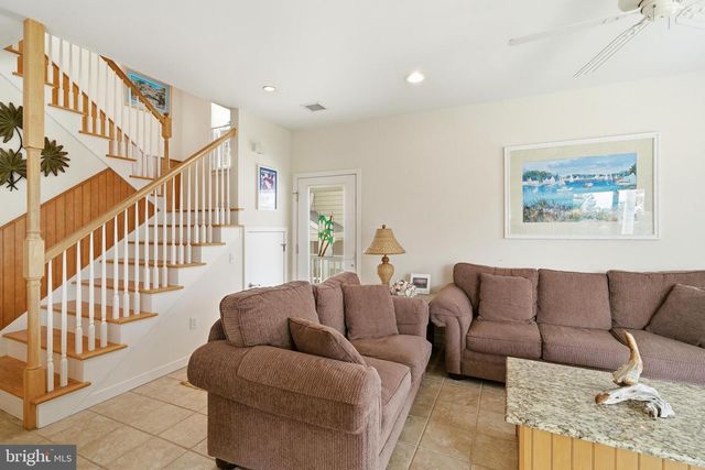 130 E PENNSYLVANIA, Long Beach Township, NJ 08008