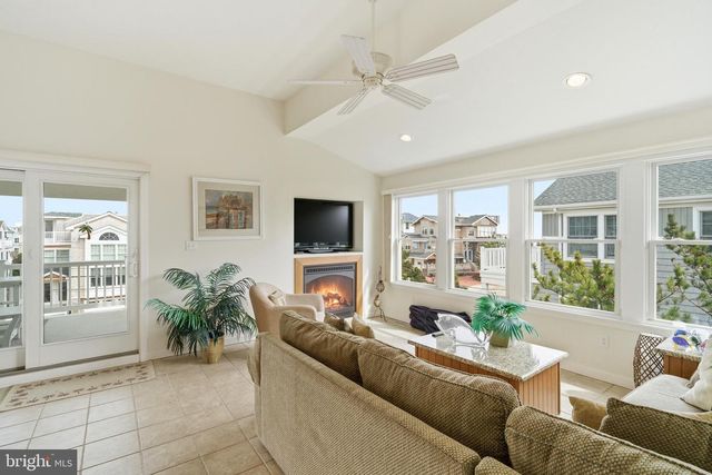 130 E PENNSYLVANIA, Long Beach Township, NJ 08008