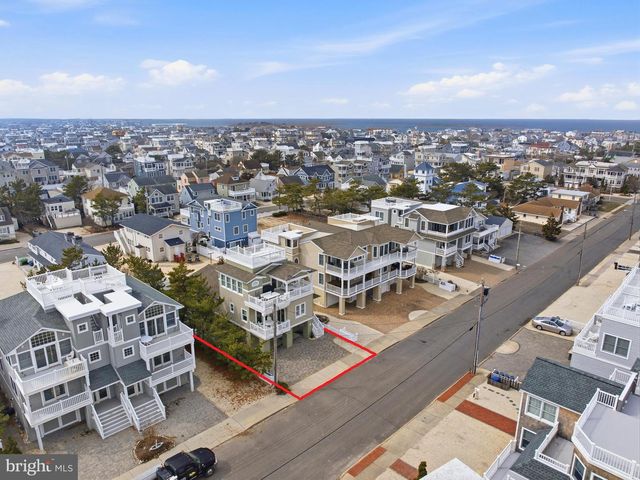 130 E PENNSYLVANIA, Long Beach Township, NJ 08008