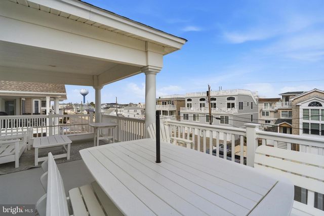 130 E PENNSYLVANIA, Long Beach Township, NJ 08008