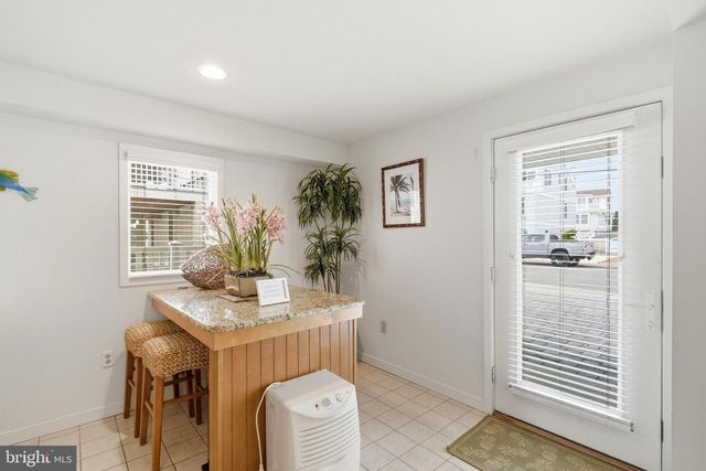 130 E PENNSYLVANIA, Long Beach Township, NJ 08008
