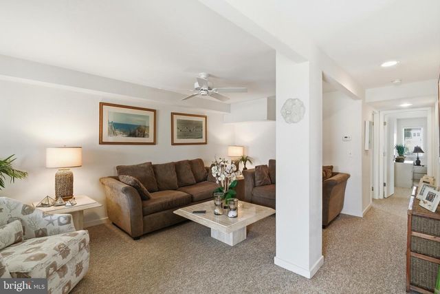 130 E PENNSYLVANIA, Long Beach Township, NJ 08008