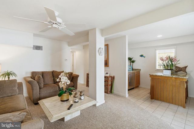 130 E PENNSYLVANIA, Long Beach Township, NJ 08008