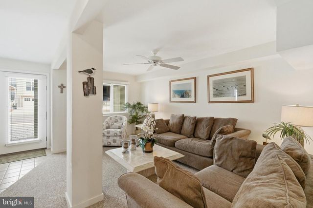 130 E PENNSYLVANIA, Long Beach Township, NJ 08008