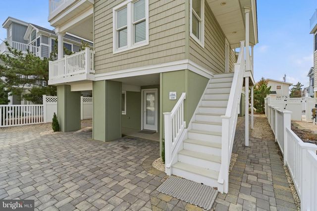 130 E PENNSYLVANIA, Long Beach Township, NJ 08008