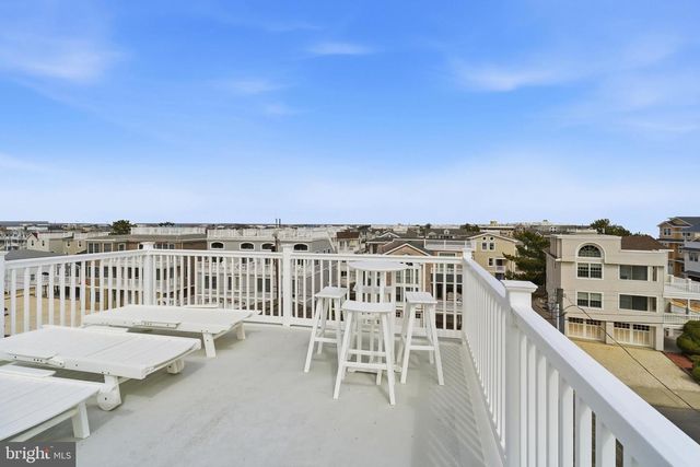 130 E PENNSYLVANIA, Long Beach Township, NJ 08008