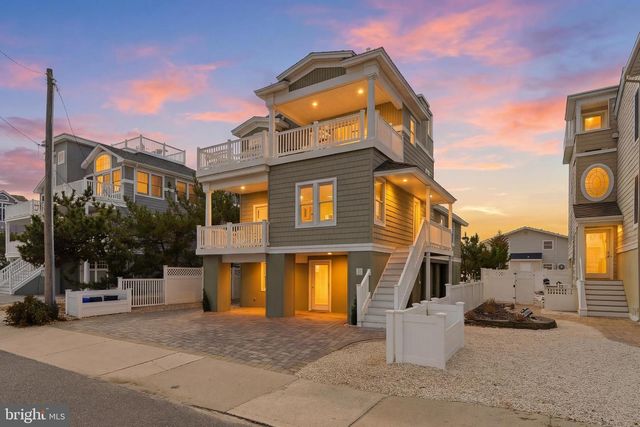 130 E PENNSYLVANIA, Long Beach Township, NJ 08008