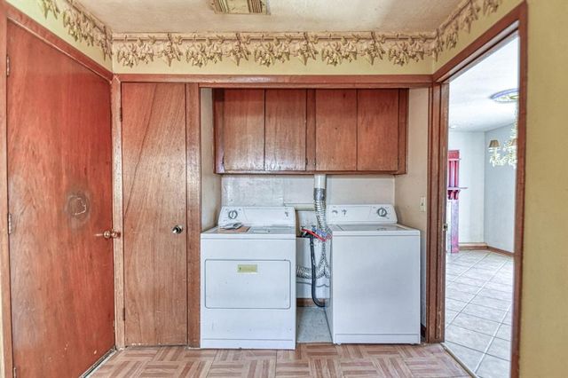 1810 Windsor Way, Norman, OK 73069