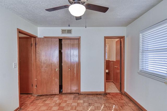 1810 Windsor Way, Norman, OK 73069