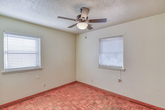 1810 Windsor Way, Norman, OK 73069