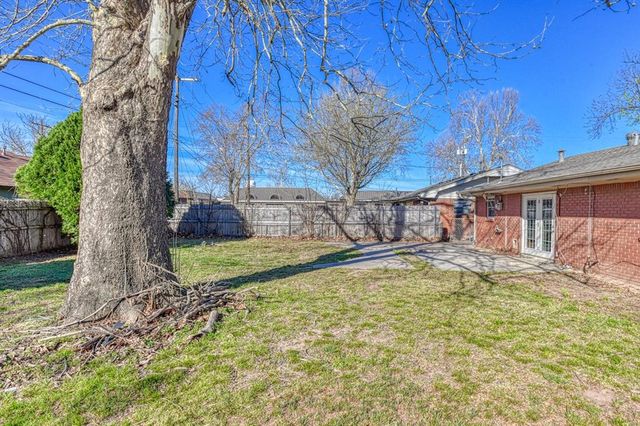 1810 Windsor Way, Norman, OK 73069