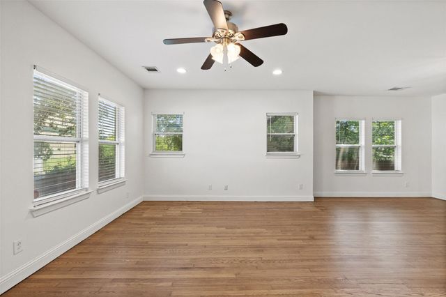 3203 E 18th ST, Austin, TX 78721
