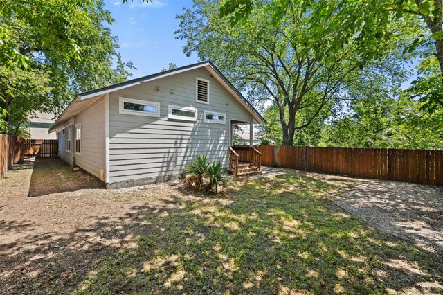 3203 E 18th ST, Austin, TX 78721