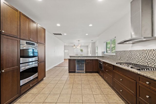 3203 E 18th ST, Austin, TX 78721