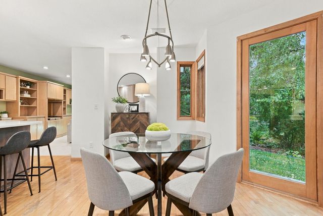 1851 South Lane, Mendota Heights, MN 55118