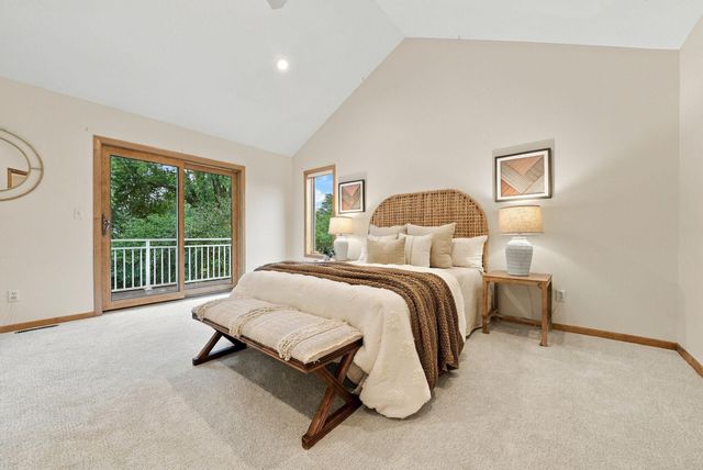 1851 South Lane, Mendota Heights, MN 55118