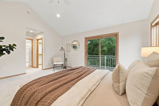 1851 South Lane, Mendota Heights, MN 55118