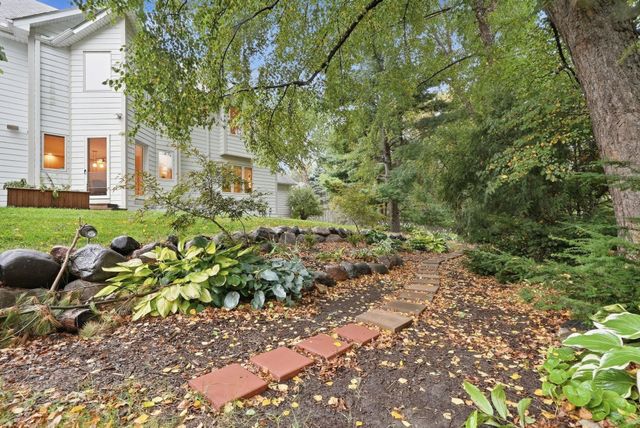 1851 South Lane, Mendota Heights, MN 55118
