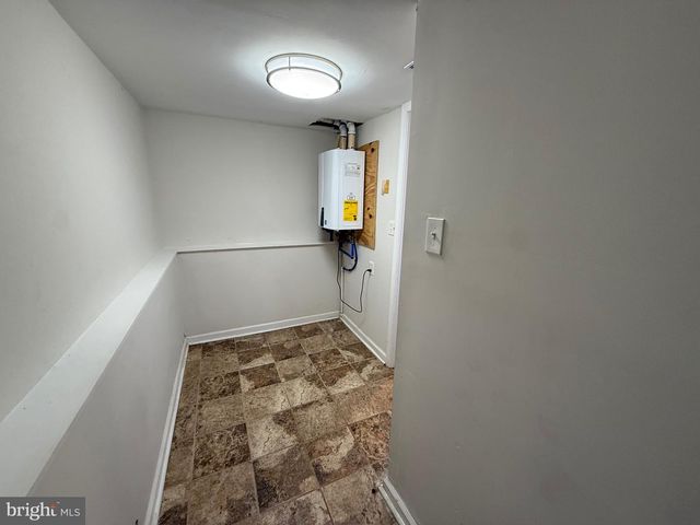 174 KANSAS RD, Pennsville, NJ 08070