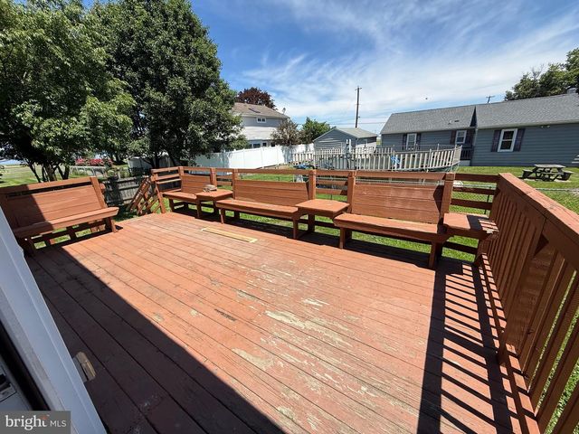 174 KANSAS RD, Pennsville, NJ 08070