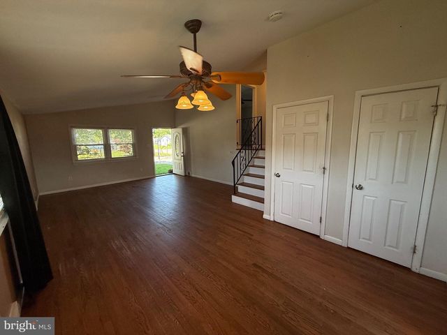 174 KANSAS RD, Pennsville, NJ 08070