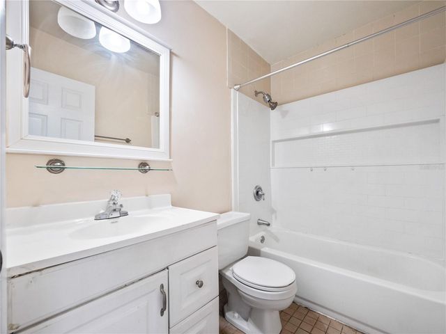 5789 PEREGRINE AVENUE 30-C10-2, Orlando, FL 32819