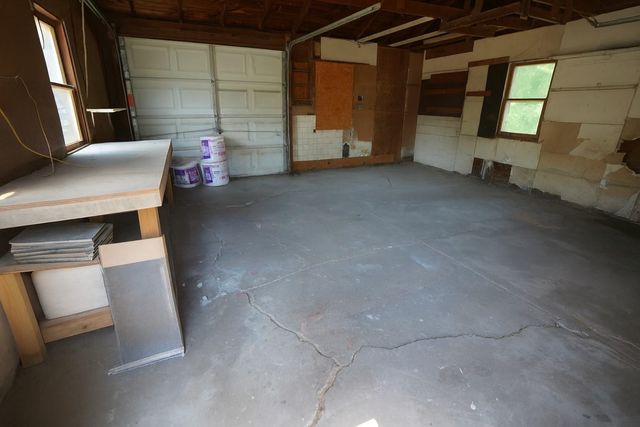 145 S Saint Clair, Wichita, KS 67213