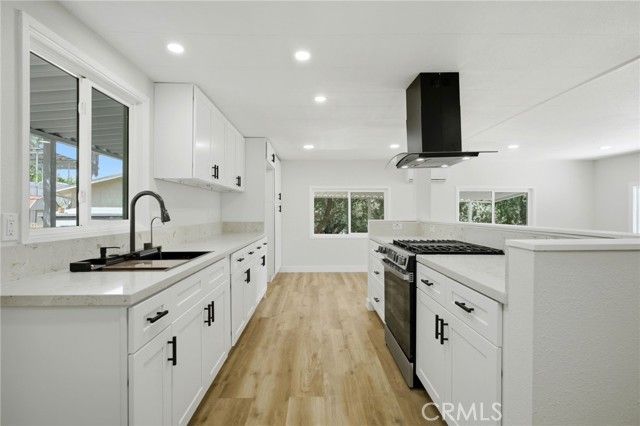 32290 Bilton Way, Wildomar, CA 92595