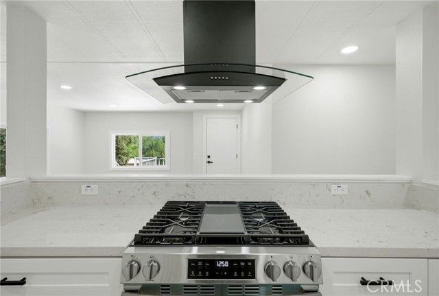 32290 Bilton Way, Wildomar, CA 92595