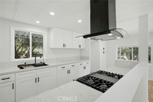 32290 Bilton Way, Wildomar, CA 92595