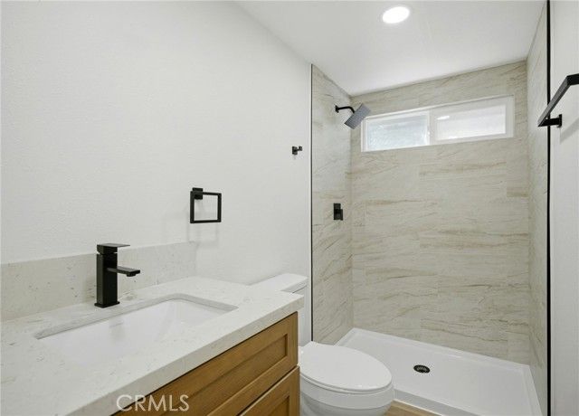 32290 Bilton Way, Wildomar, CA 92595