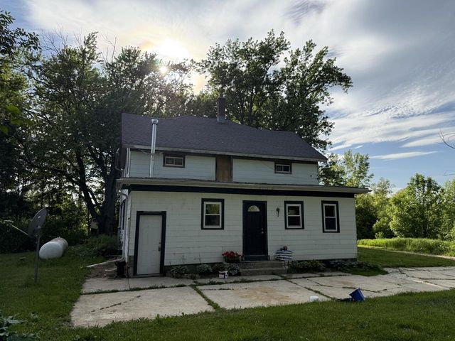 N1661 State Highway 57, Random Lake, WI 53075