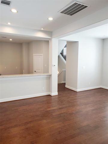 716C Link Road, Houston, TX 77008