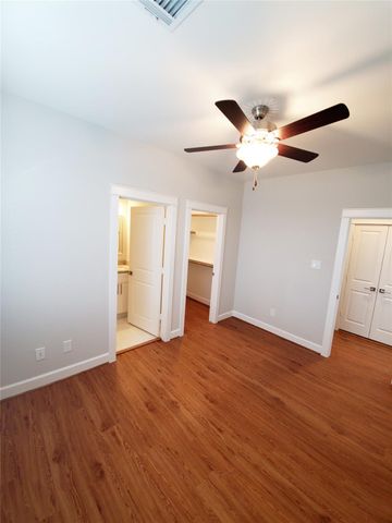 716C Link Road, Houston, TX 77008