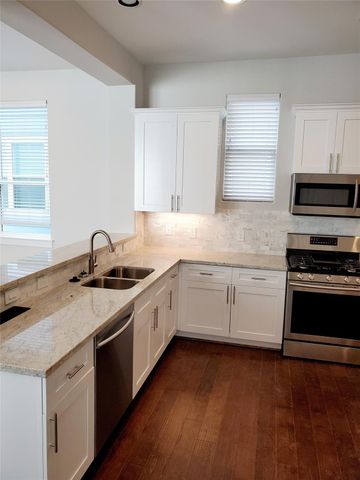 716C Link Road, Houston, TX 77008