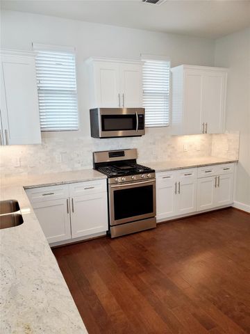 716C Link Road, Houston, TX 77008