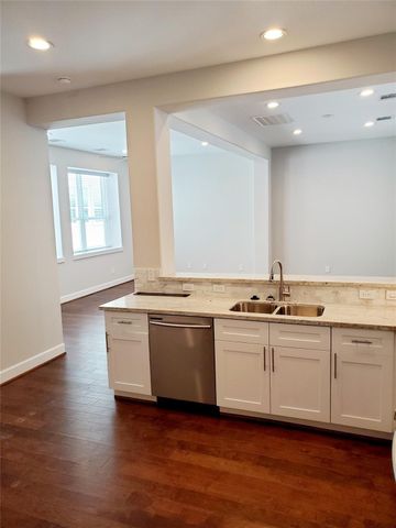 716C Link Road, Houston, TX 77008