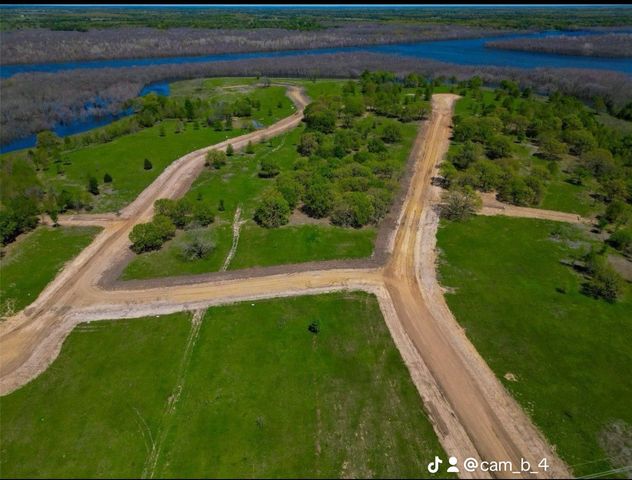 86 Post Oak Road, Dodd City, TX 75438
