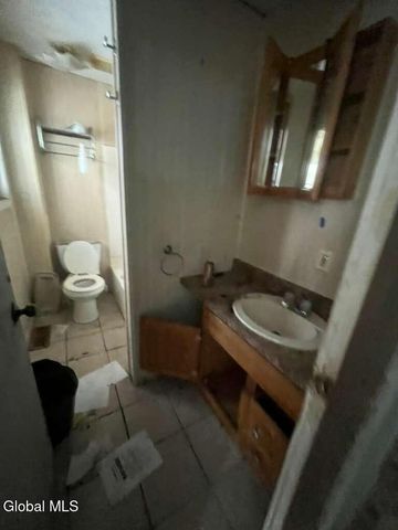 104 Odell Street, Schenectady, NY 12304