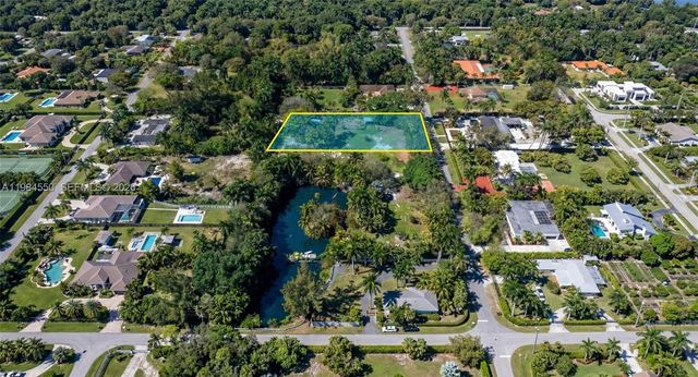 154th Street - 861, North Miami Beach, FL 33162