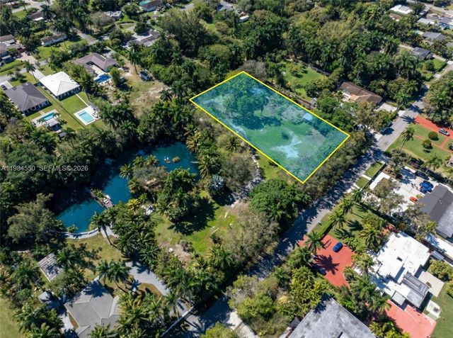 154th Street - 861, North Miami Beach, FL 33162