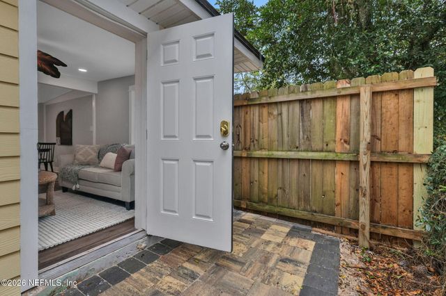 7631 DANDY Avenue, Jacksonville, FL 32211