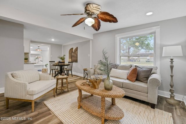 7631 DANDY Avenue, Jacksonville, FL 32211