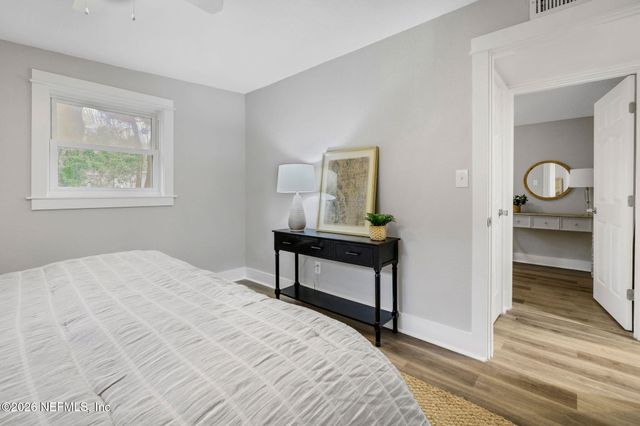 7631 DANDY Avenue, Jacksonville, FL 32211