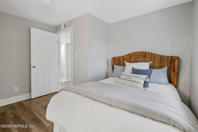 7631 DANDY Avenue, Jacksonville, FL 32211