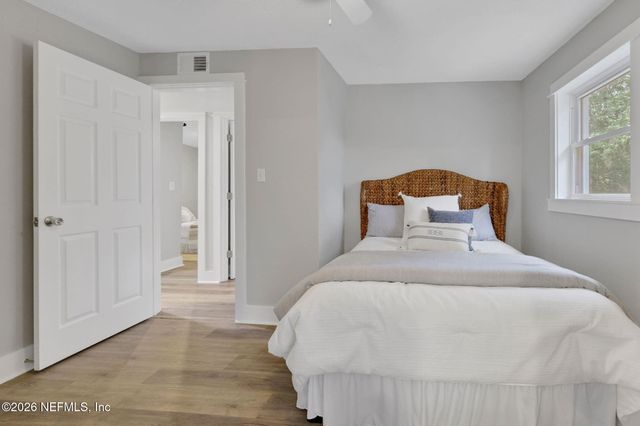 7631 DANDY Avenue, Jacksonville, FL 32211