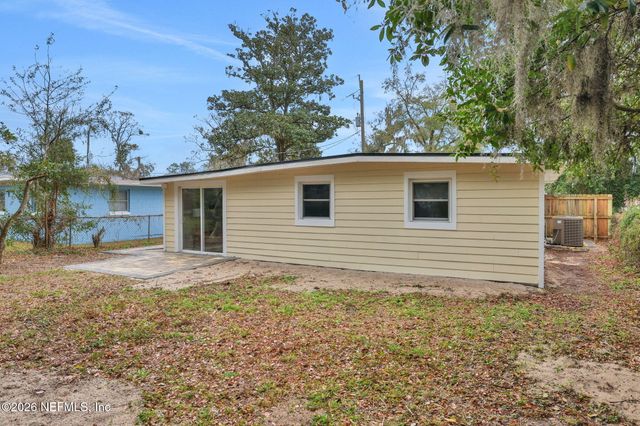 7631 DANDY Avenue, Jacksonville, FL 32211